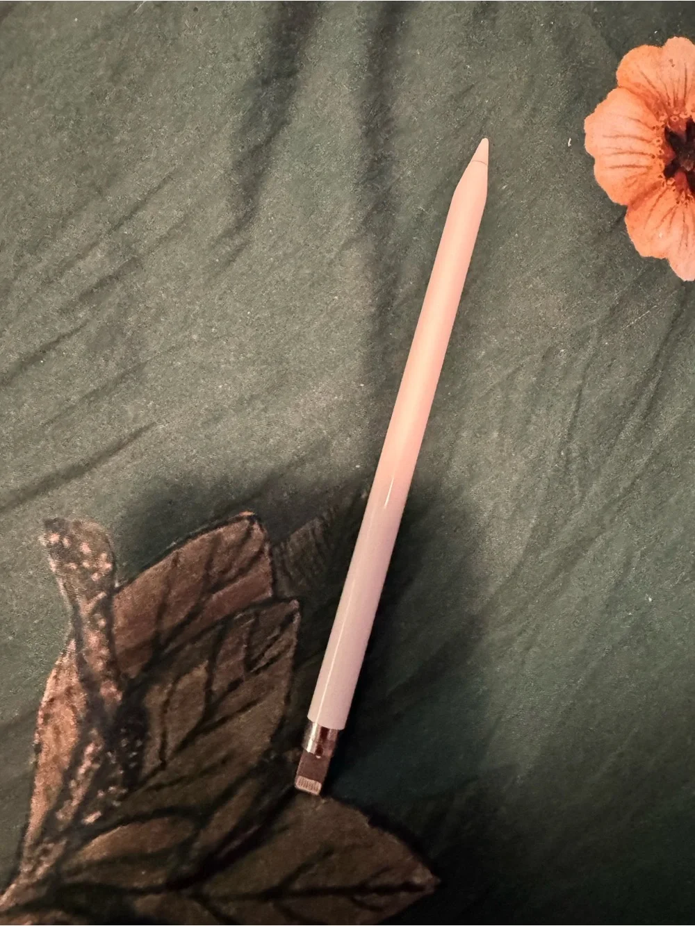 Apple Pink Apple Pencil with Lightning Connector (missing cap)